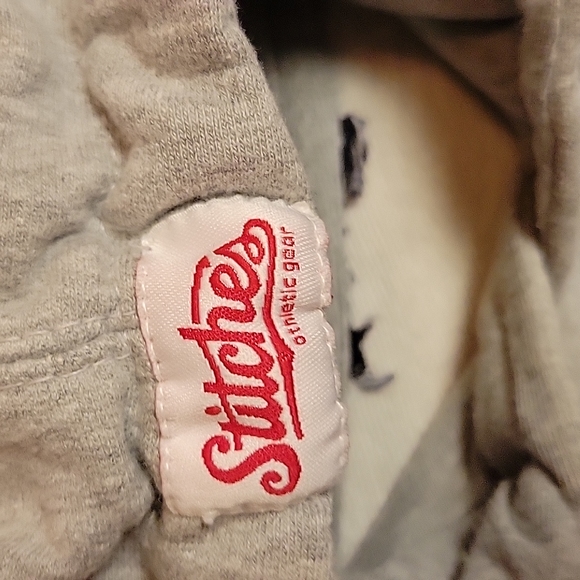 Retro Milwaukee Brewers Logo Women's Sweatshirt Size Medium - Picture 4 of 5